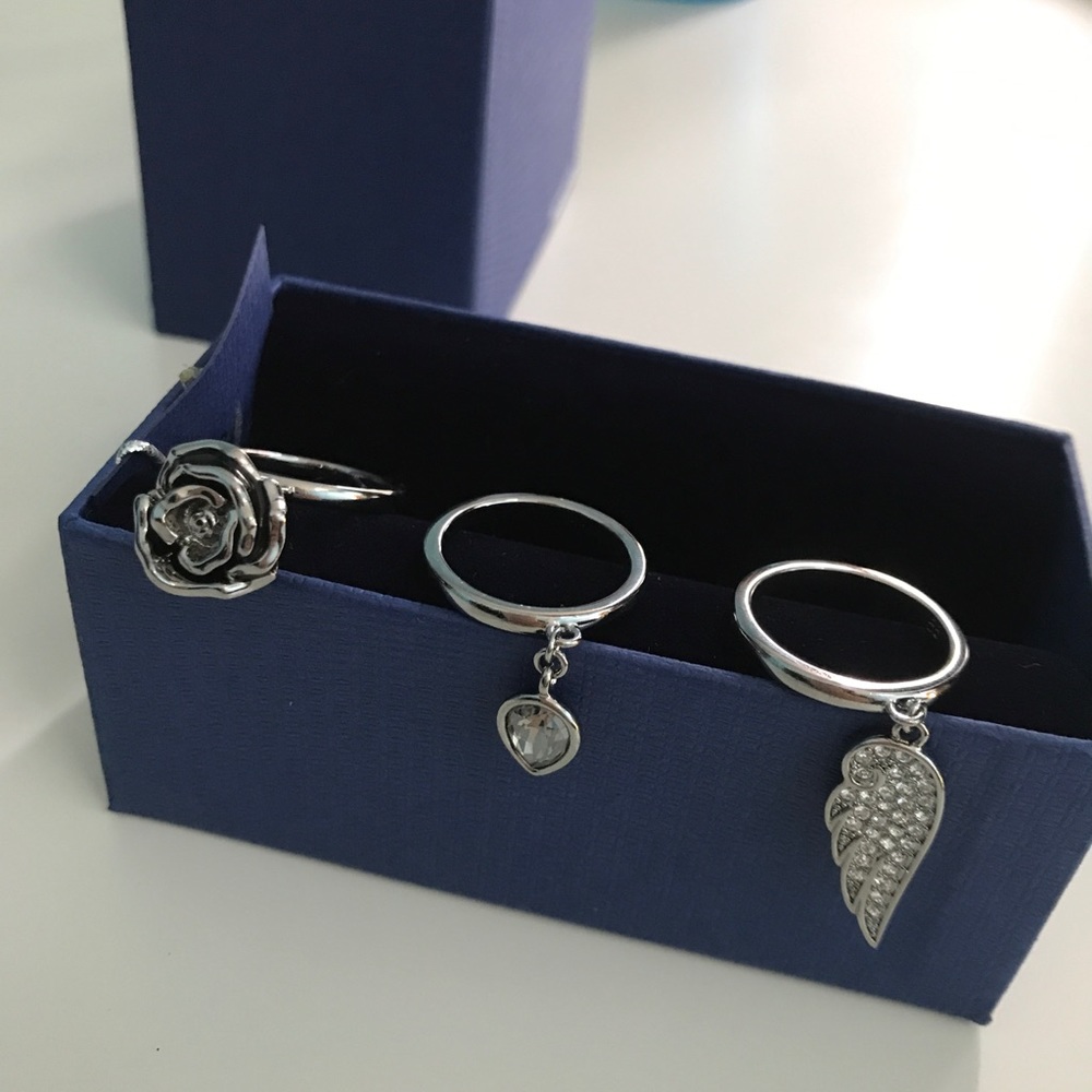 Swarovski ring set size 7